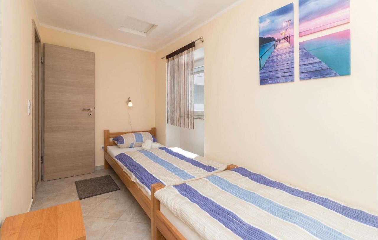 Gorgeous Home In Zadar With Wifi ภายนอก รูปภาพ