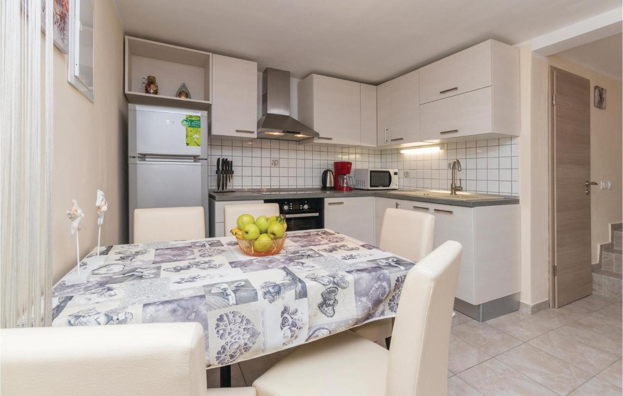 Gorgeous Home In Zadar With Wifi ภายนอก รูปภาพ